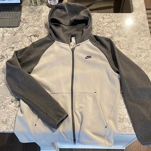 grey nike tech zip up jacket